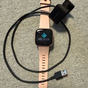 fitbit Versa 2 Pink Smartwatch with Rose Gold Bezel